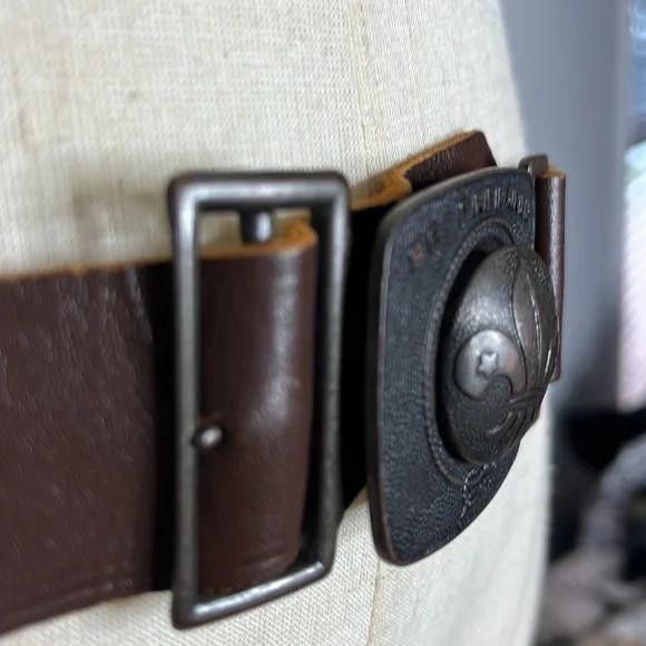🌟HOST  PICK🌟Vintage Boy Scouts leather belt - Picture 4 of 12